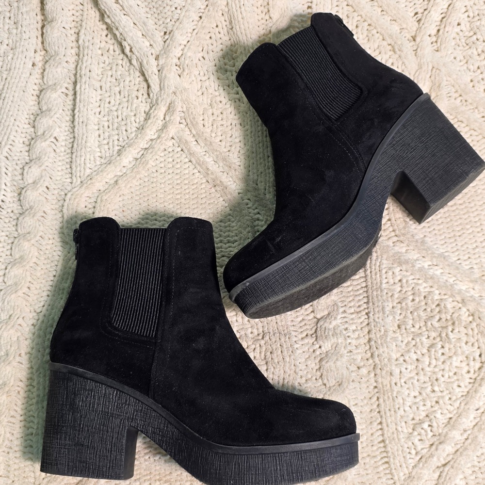 Pierre Dumas Platform Ankle Boots Chunky Black Faux Suede Heel Zip Women 7.5